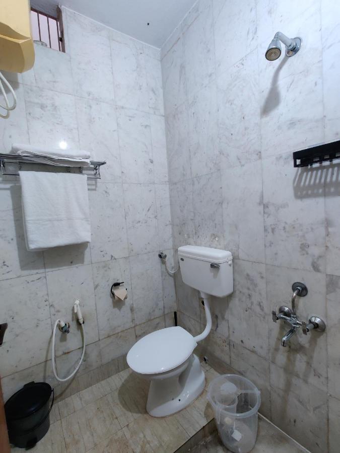 Unpack Hostel Пондичери Екстериор снимка