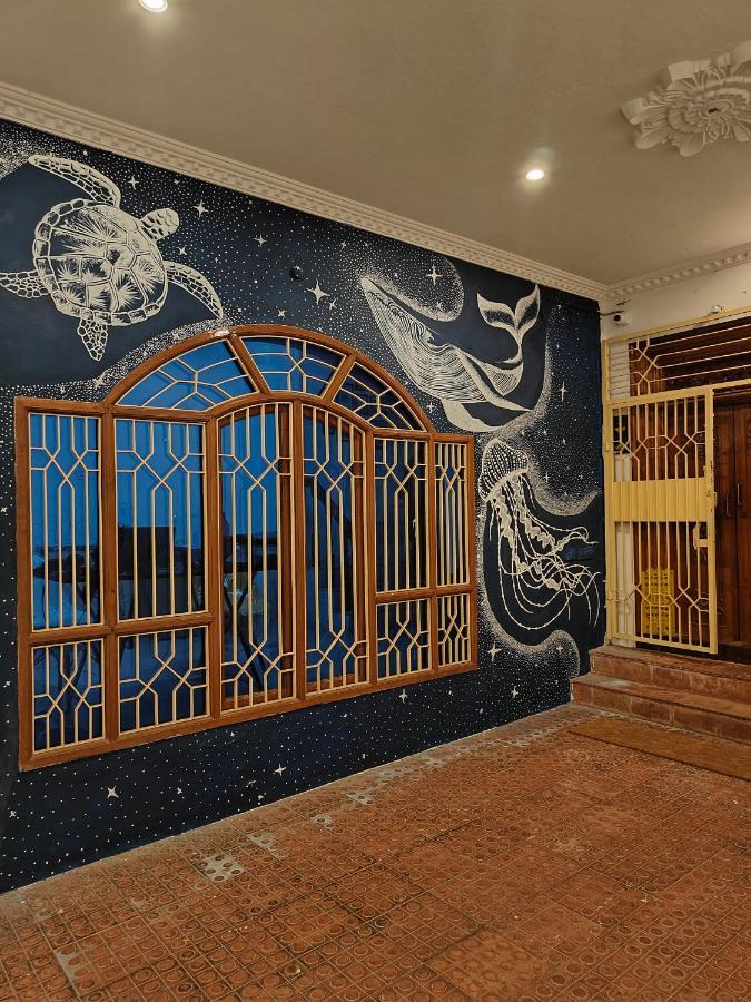 Unpack Hostel Пондичери Екстериор снимка