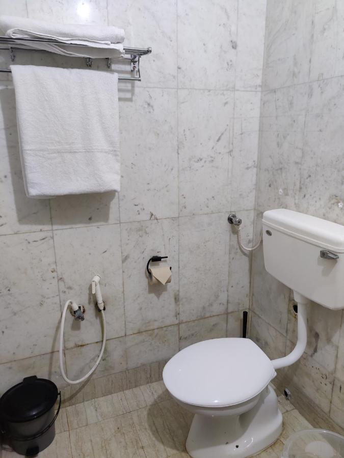 Unpack Hostel Пондичери Екстериор снимка